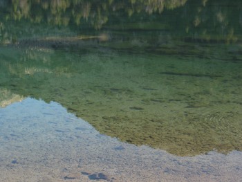 Lac d'Aumar, transparence et reflets