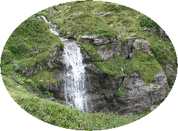 La cascade vers le lac de Badet