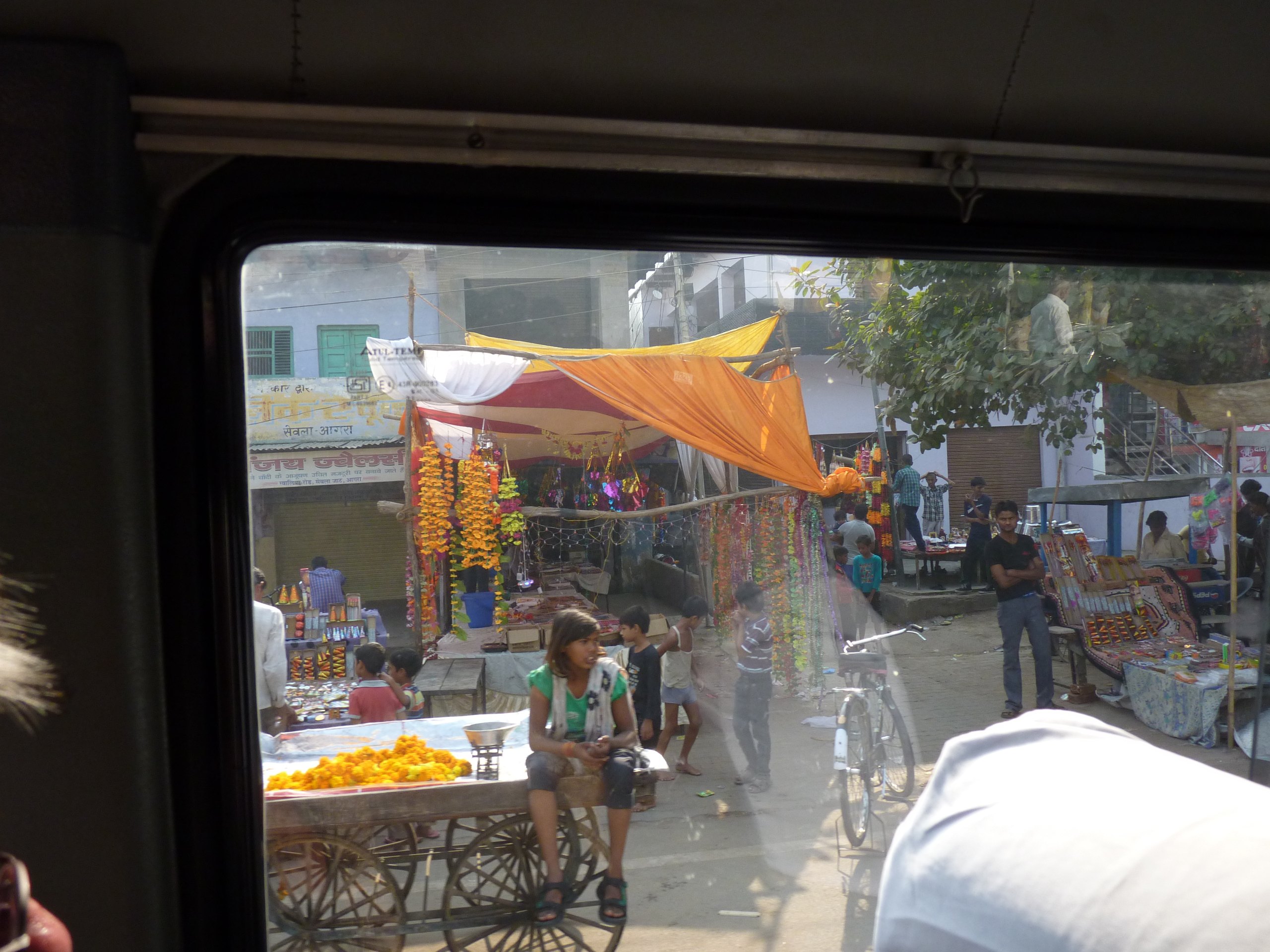 iP1370830