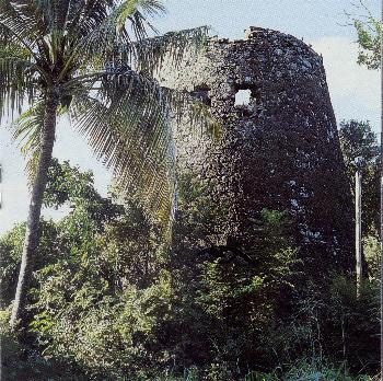 Le Chaudron, la tour du moulin à vent