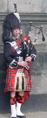 Joueur de cornemuse à Edimbourg
